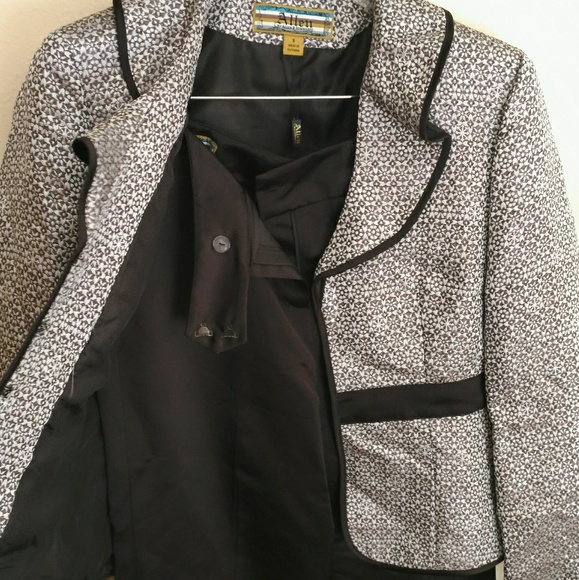Allen B Schwartz Chocolate Silk Suit - Picture 4 of 7